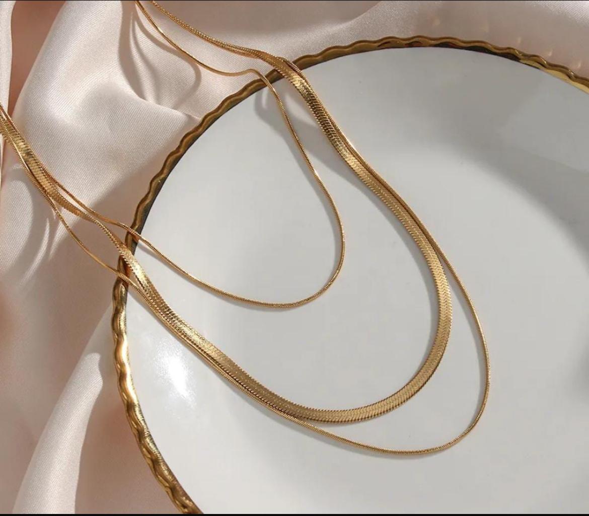 Golden Flow Herringbone Chain