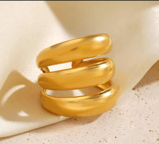 Aurea – Bold Dome Ring